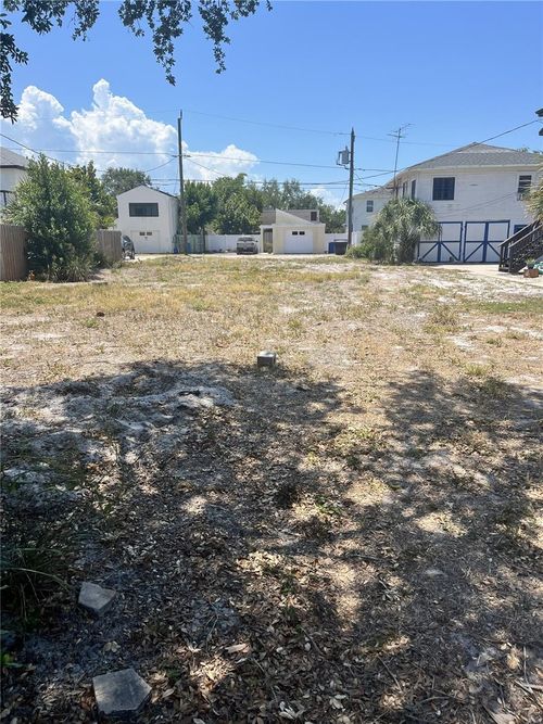 146 17th Avenue Se, ST PETERSBURG, FL, 33701 | Card Image