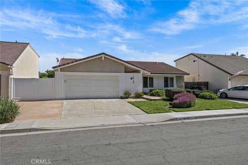 18760 Cordata St, Fountain Valley, CA, 92708-6535 | Card Image