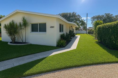 2-4961 Sw 28th Ter, Fort Lauderdale, FL, 33312-5805 | Card Image