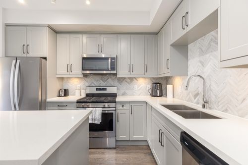 303-14605 Mcdougall Dr, Surrey, BC, V4P0G7 | Card Image