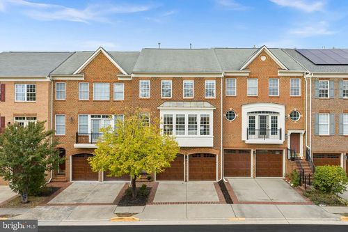 108 Monroe Mills Ln, HERNDON, VA, 20170-4485 | Card Image