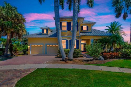 5617 Seagrass Pl, APOLLO BEACH, FL, 33572-3352 | Card Image