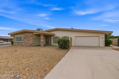 10801 W Mimosa Dr, Sun City, AZ, 85373-1529 | Card Image
