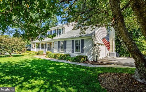 9524 Oak Stream Ct, FAIRFAX STATION, VA, 22039-2650 | Card Image