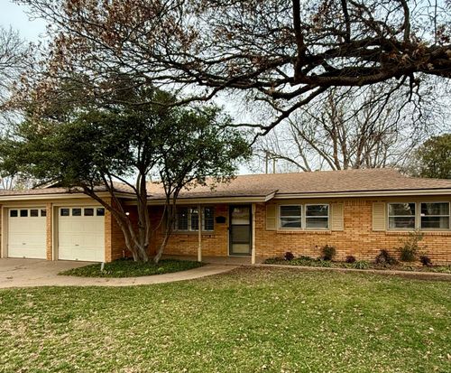 3012 69th St, Lubbock, TX, 79413-6211 | Card Image