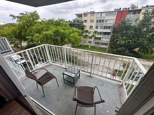 412-1470 Ne 125th Ter, North Miami, FL, 33161-5259 | Card Image