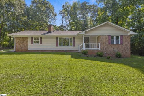 210 Thomas Rd, Pickens, SC, 29671-8413 | Card Image