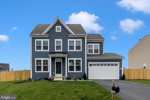 231 Pindar St, GERRARDSTOWN, WV, 25420-2205 | Card Image