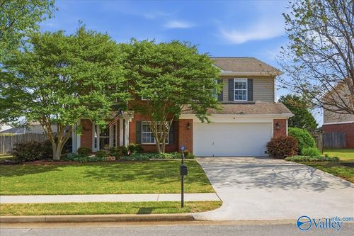 110 Sherborn Dr, Madison, AL, 35756-4051 | Card Image