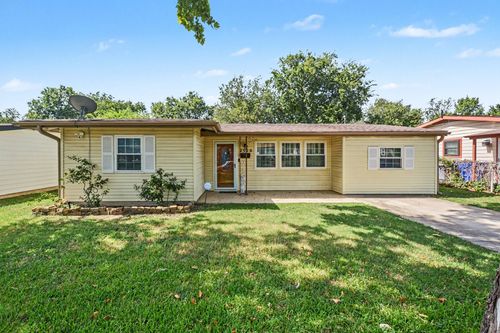 2520 Collingwood Dr, Farmers Branch, TX, 75234-3435 | Card Image