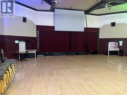 726 12th St, New Westminster, BC, V3M4J9 | Card Image