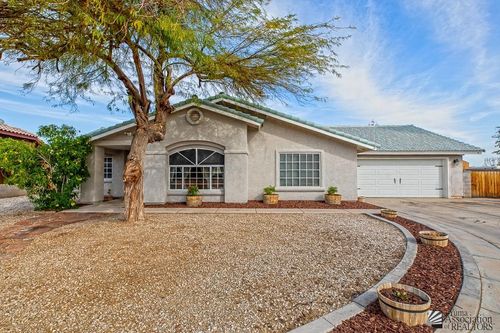 3584 E Moreno Ln, Yuma, AZ, 85365-4655 | Card Image