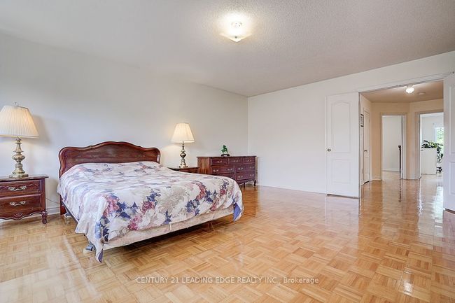 96 Tuscana Blvd, House other with 4 bedrooms, 3 bathrooms and 4 parking in Concord ON | Image 39