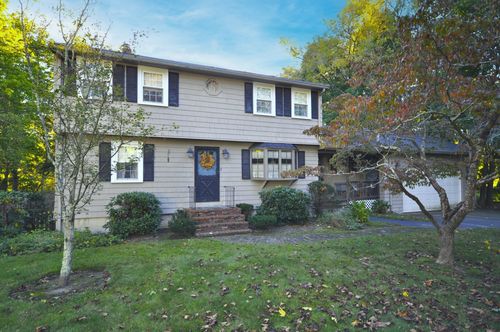 1008 Washington St, East Bridgewater, MA, 02333 | Card Image