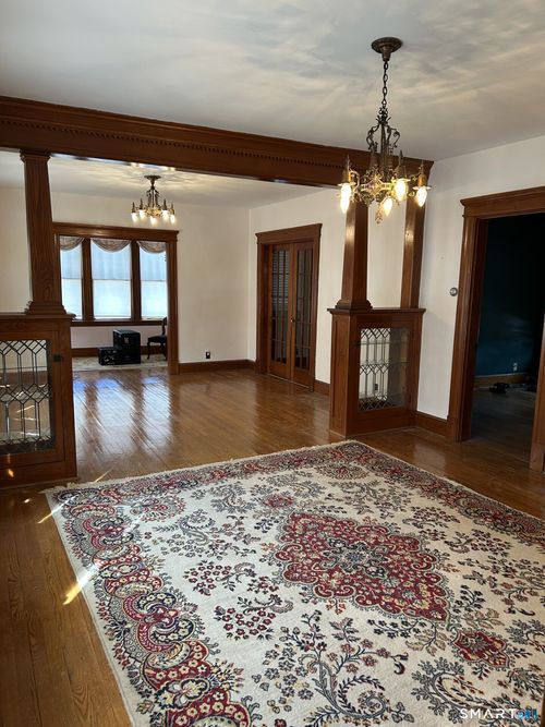 41 Lawlor St, Waterbury, CT, 06708-3406 | Card Image