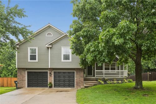 4619 Sw 8th St, Blue Springs, MO, 64015-8762 | Card Image