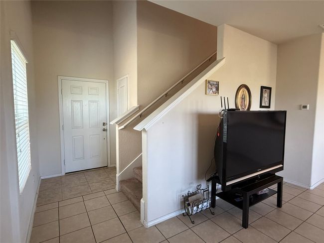 37E - 352 Circle Way, House other with 3 bedrooms, 3 bathrooms and 2 parking in Jarrell TX | Image 5