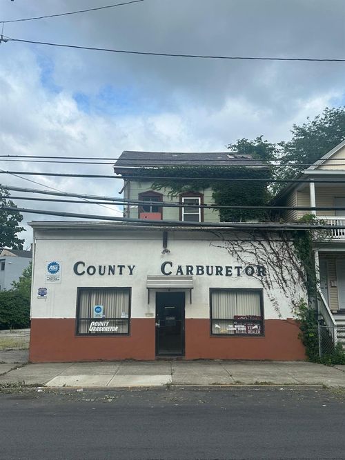 208 N Hamilton St, Poughkeepsie, NY, 12601-2026 | Card Image