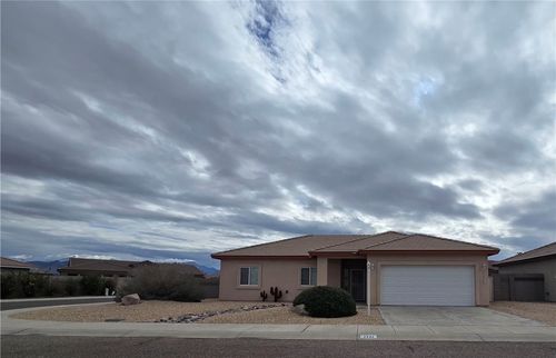 2452 Graystone Dr, Kingman, AZ, 86409-0527 | Card Image