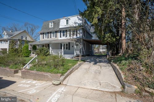 732 Buck Ln, Haverford, PA, 19041-1202 | Card Image