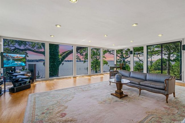 18 Hicks Ln, House other with 7 bedrooms, 8 bathrooms and null parking in Sands Point NY | Image 32