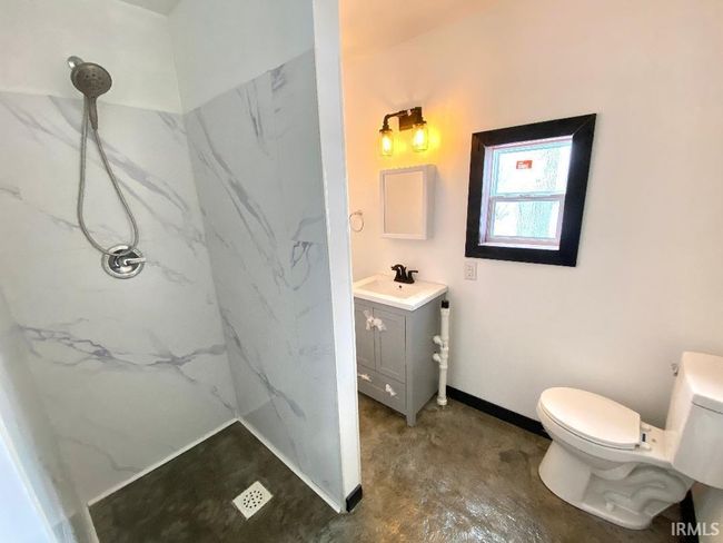 624 S Levy St, House other with 1 bedrooms, 1 bathrooms and null parking in Jasonville IN | Image 17