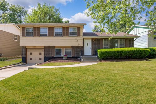 3317 Birchwood Dr, Hazel Crest, IL, 60429-1034 | Card Image