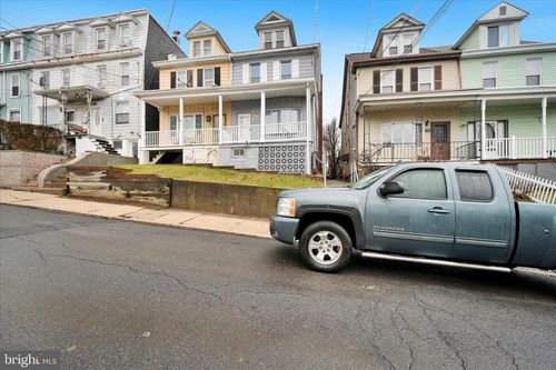 320 Spring Garden St, POTTSVILLE, PA, 17901-1658 | Card Image