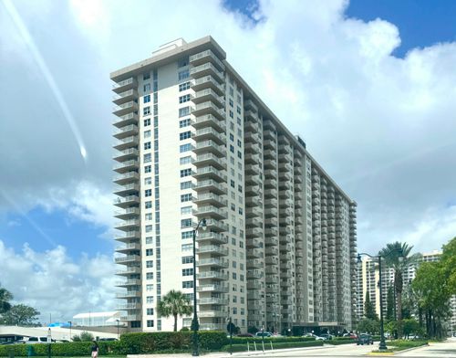 2012-250 174th St, Sunny Isles Beach, FL, 33160-3323 | Card Image