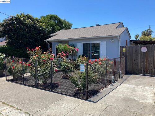 6631 Lucille St, Oakland, CA, 94621-3525 | Card Image