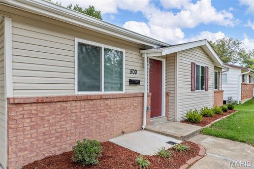 500 Jana Dr, Florissant, MO, 63031-1614 | Card Image
