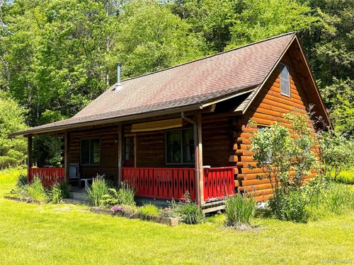 978 Claryville Road, Neversink, NY, 12765 | Card Image
