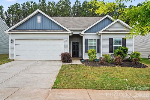 1029 Culver Spring Way, Charlotte, NC, 28215-1019 | Card Image