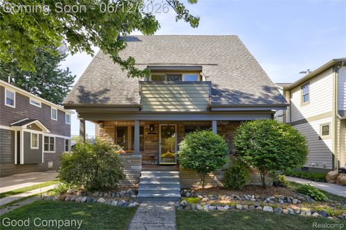 419 E 5th St, Royal Oak, MI, 48067-2760 | Card Image