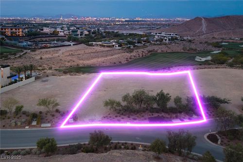 11785 Discovery Canyon Dr, Las Vegas, NV, 89135-7928 | Card Image