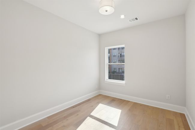 Image of model home with similar floorplan. | Image 23