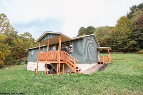 2081 Plum Run Rd, Mannington, WV, 26582-7325 | Card Image