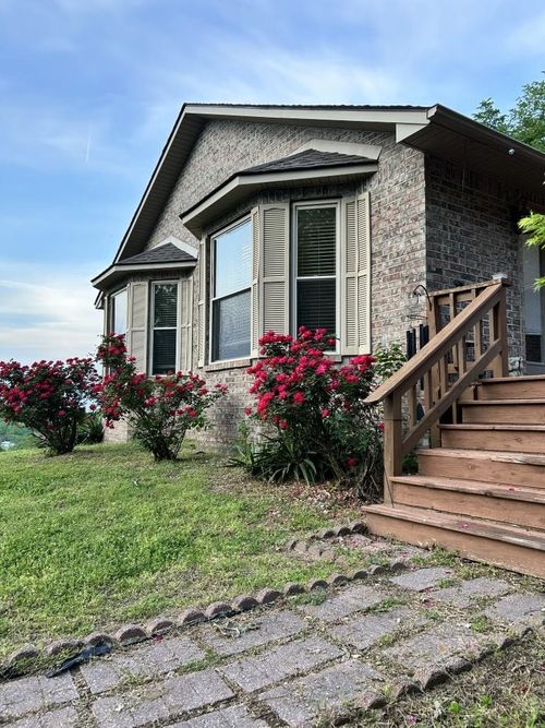 17416 Highway 9, Mountain View, AR, 72560-7355 | Card Image