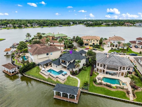 3038 S Island Dr, Seabrook, TX, 77586-1648 | Card Image