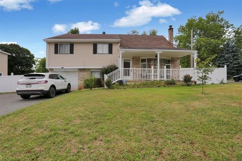 511 E Harrison St, EMMAUS, PA, 18049-3036 | Card Image