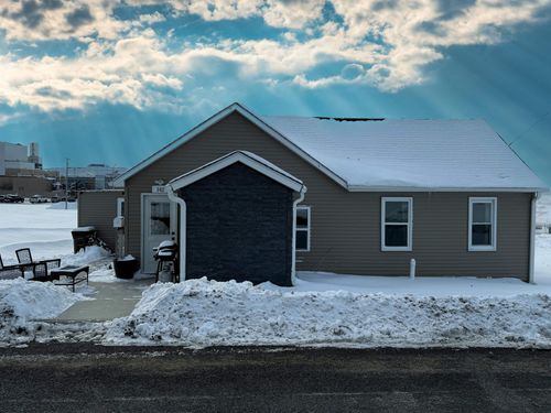 342 W Front Ave, Stockton, IL, 61085-1020 | Card Image