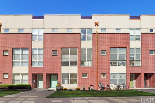e-6957 N Western Avenue, Chicago, IL, 60645 | Card Image
