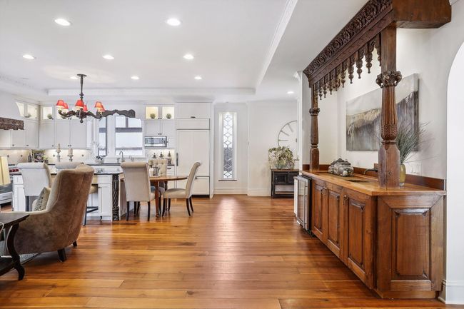 2667 E Lake Of The Isles Pkwy, House other with 4 bedrooms, 4 bathrooms and null parking in Minneapolis MN | Image 34