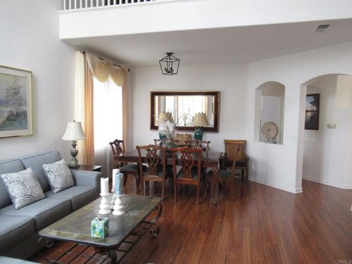 6033 Patmos Way, Oceanside, CA, 92056-7268 | Card Image