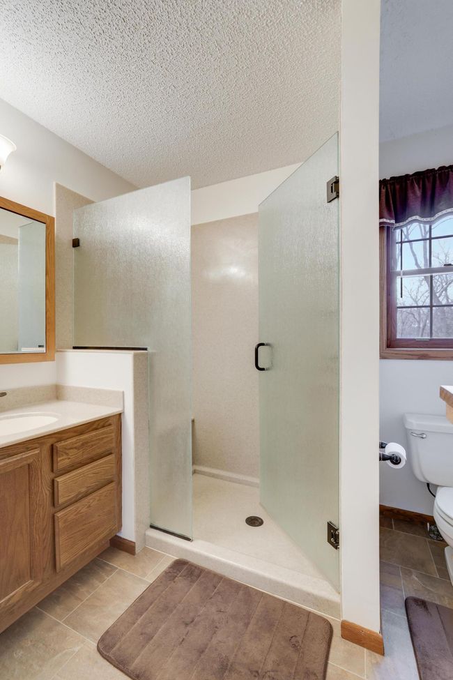 11672 Flintwood St Nw, House other with 5 bedrooms, 4 bathrooms and null parking in Coon Rapids MN | Image 19