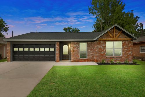 202 Harold Ln, Baytown, TX, 77521-4233 | Card Image