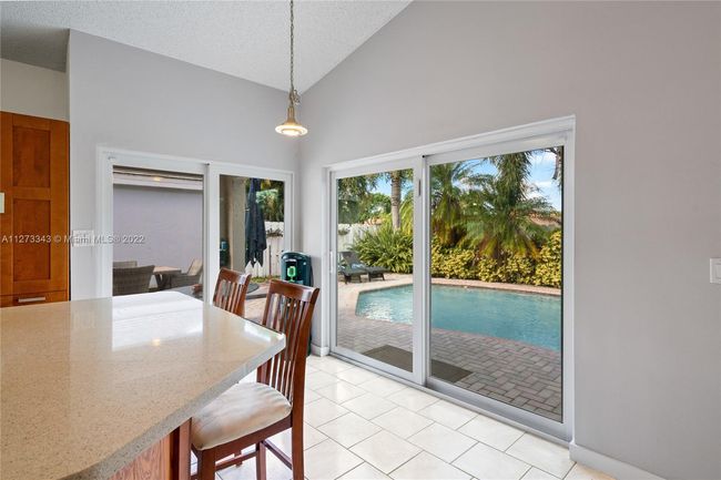 611 Royal Palm Way, House other with 4 bedrooms, 3 bathrooms and null parking in Davie FL | Image 23