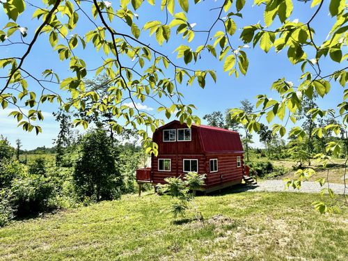 vinton-furnace-retreat-c-34612 Huston Road, Radcliff, OH, 45695 | Card Image