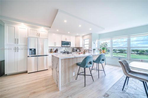 apt-607-2500 Ne 48th Ln, Fort Lauderdale, FL, 33308-4786 | Card Image