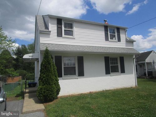 3007 Naamans Creek Rd, UPPER CHICHESTER, PA, 19061-2534 | Card Image